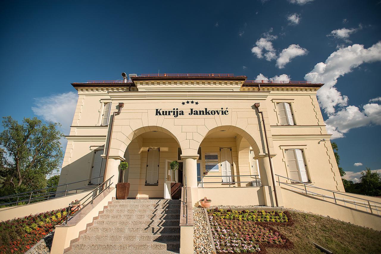 Hotel Kurija Jankovic Lukac Exterior foto